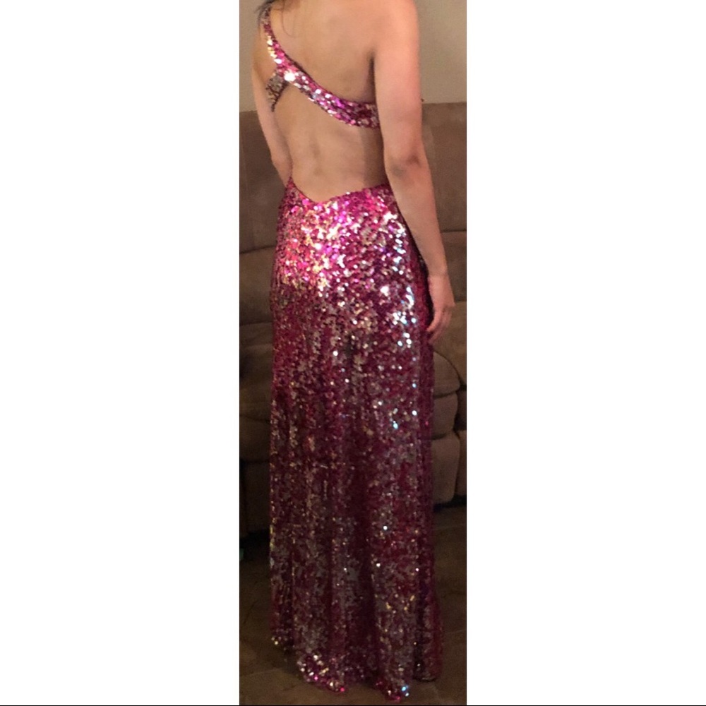 Dress - Picture 2 of 2